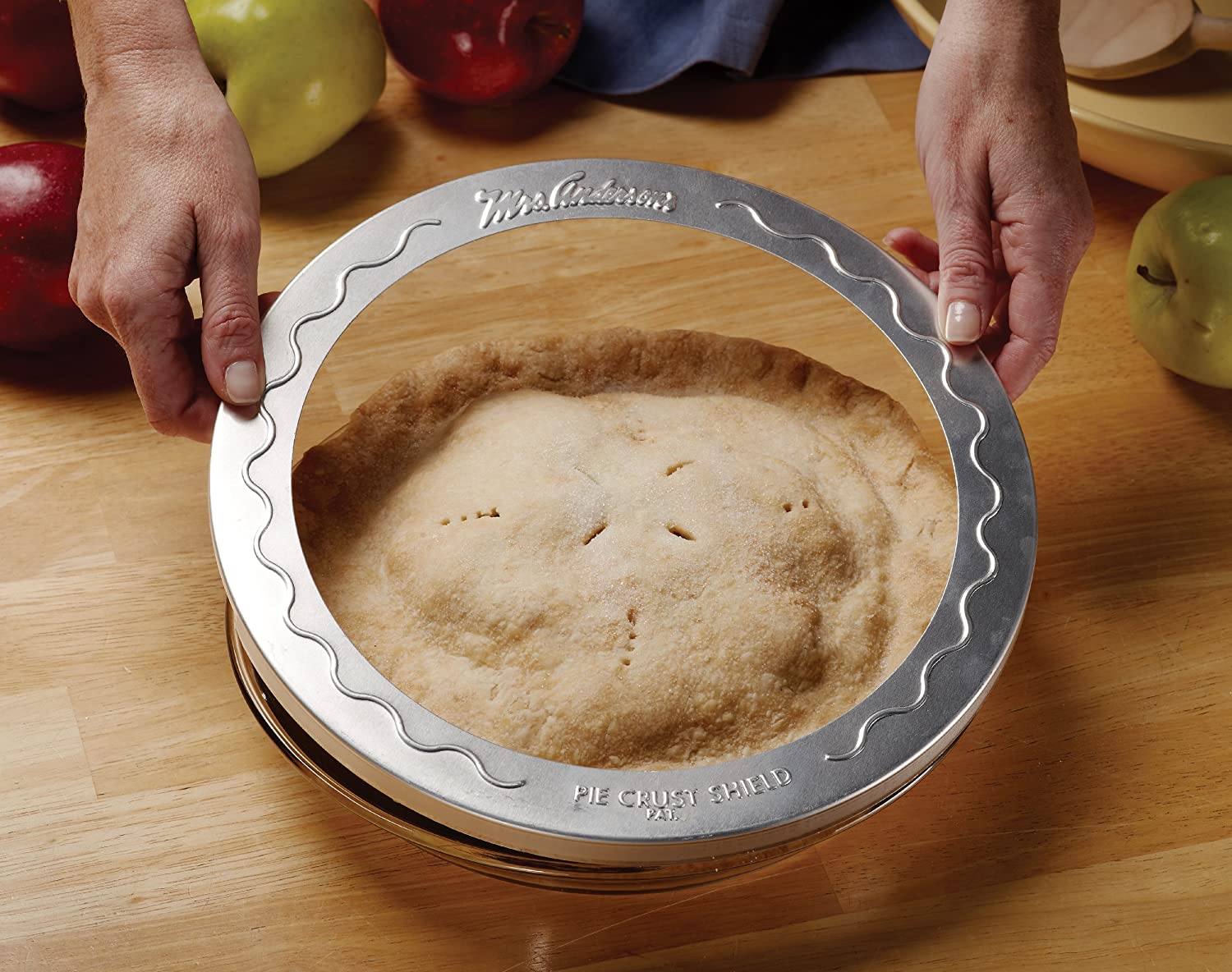 Mrs. Anderson's Pie Baking Tools Mrs. Anderson's 10in Pie Shield