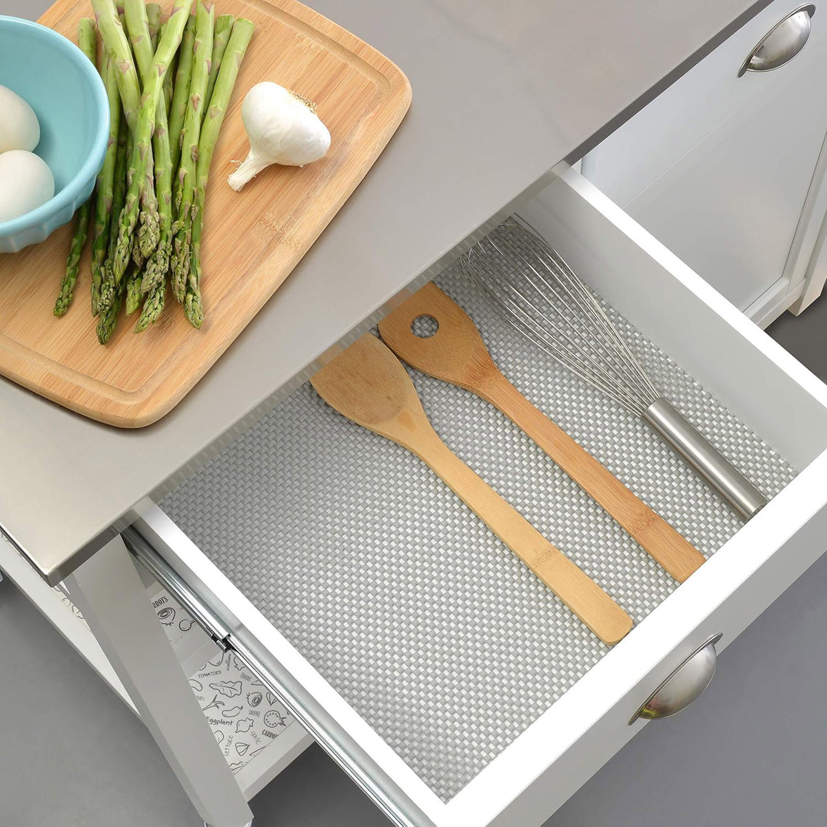 Con-Tact Brand Grip Premium Shelf Liner, Thick and Non-Adhesive Drawer Liner