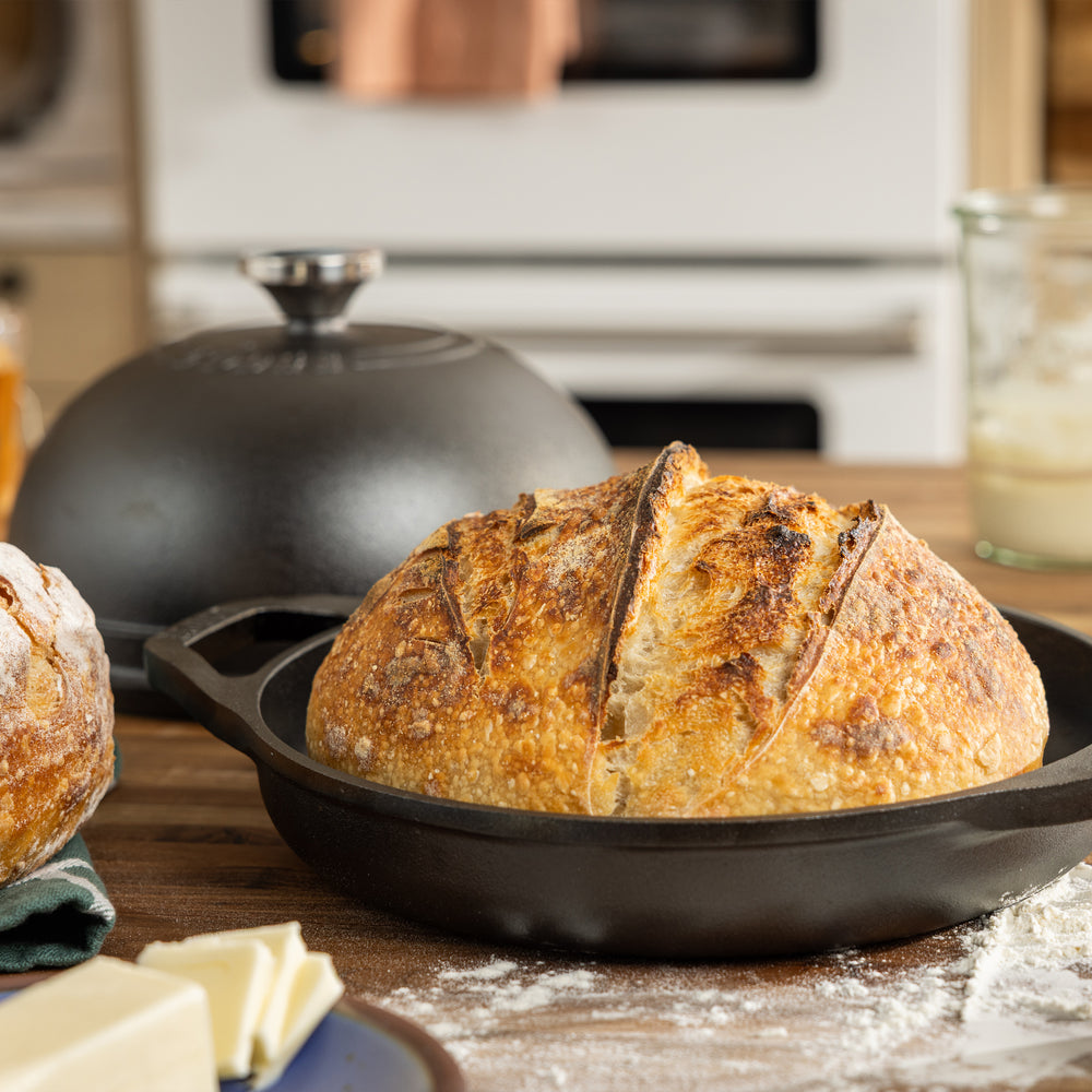 Reading China & Glass Cast Iron Cookware Lodge Chef Collection™ Seasoned Cast Iron Bread Oven
