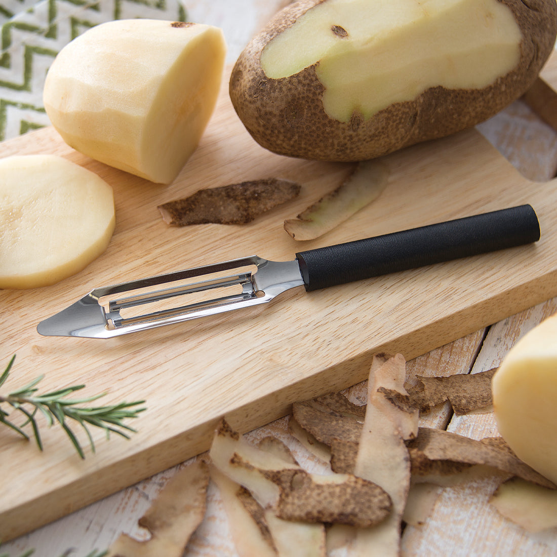Rada Cutlery Knives Rada Cutlery Vegetable Peeler - Black