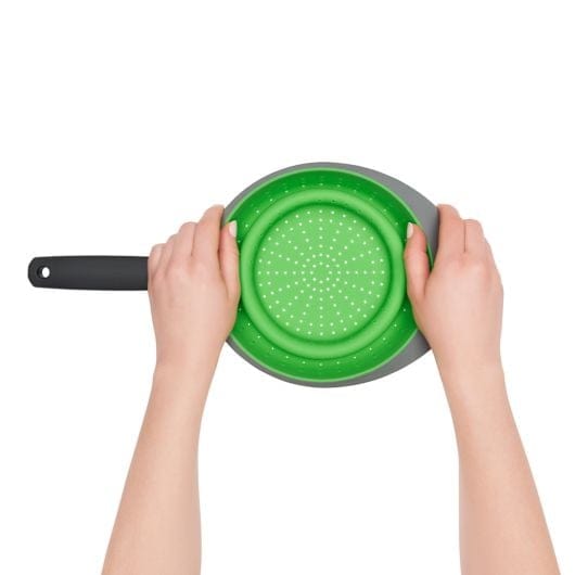 OXO Strainer OXO 2 QT Silicone Collapsible Strainer