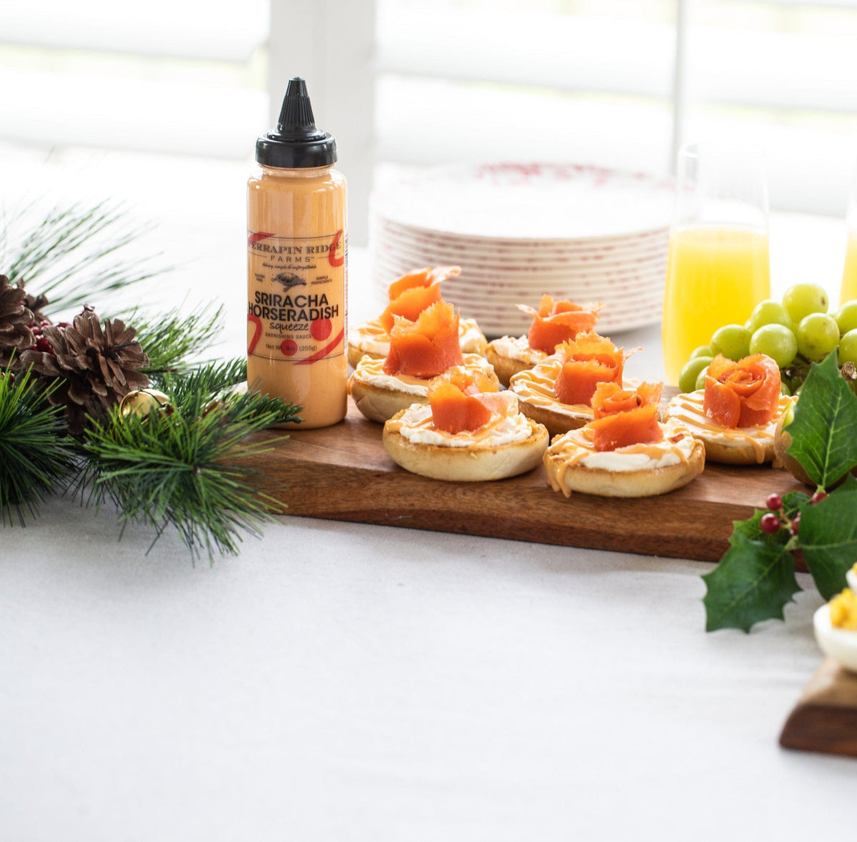 Terrapin Ridge Farms Dips & Spreads Terrapin Ridge Farms Sriracha Horseradish Garnishing Squeeze 9 oz