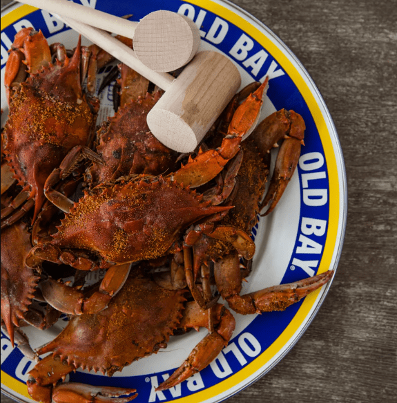 Golden Rabbit Dinnerware Golden Rabbit 20in Old Bay Serving Tray