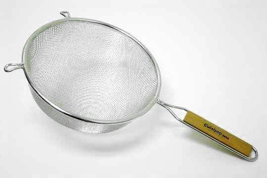 OXO Good Grips 8in Strainer - Kitchen & Company