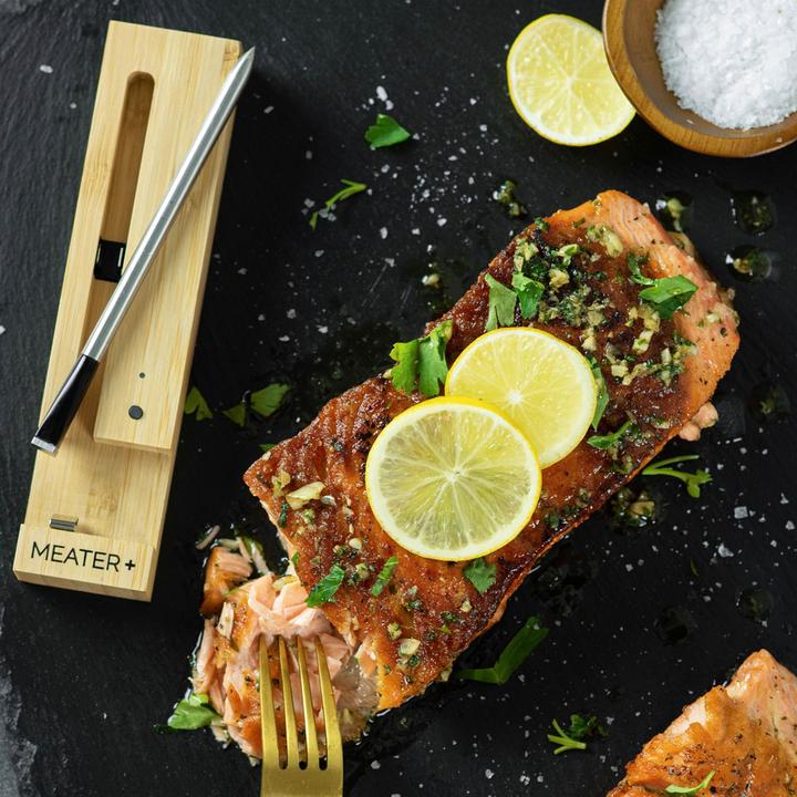 Meater PLUS Wireless Smart Meat Thermometer with Bluetooth Repeater