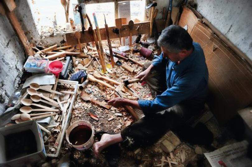 Pacific Merchants Tray Pacific Merchants 12&quot; x 5&quot; Acacia Wood Oval Tray