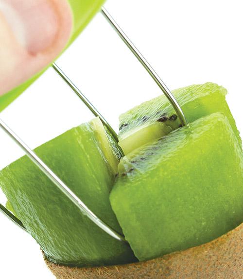 Tovolo Vegetable Gadgets Tovolo 2-in-1 Kiwi Tool